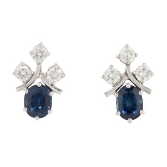 Stud earrings with sapphires and diamonds totaling approx. 0.48 ct,