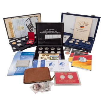 All world/silver and small gold bars - coins and medals collection, in total over 600g fine silver