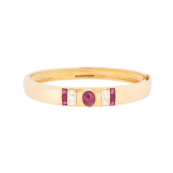 Bangle with central cabochon-cut ruby, 