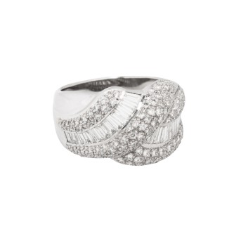 Ring mit Diamanten von zus. ca. 2,5 ct,
