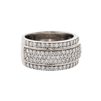  Ring with diamonds totaling approx. 1.7 ct, 