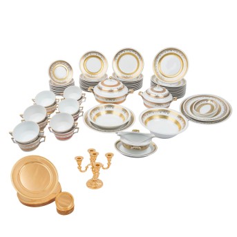 KARLSBADER PORZELLAN MANUFAKTUR, prunkvolles Speiseservice f. 12 Personen, 20. Jh.