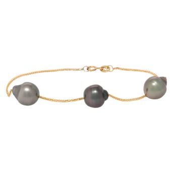 Bracelet with 3 Tahitian pearls,