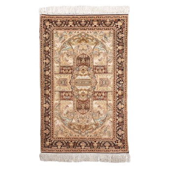 Fine silk oriental rug. IRAN, 20th century, 94x61.5 cm.