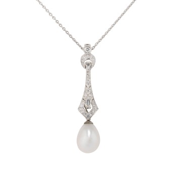 Pendant with diamonds totaling approx. 0.5 ct and pearl drops,