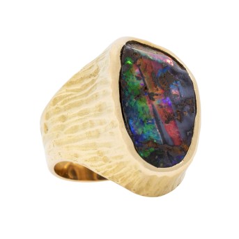 Ring with fine boulder opal