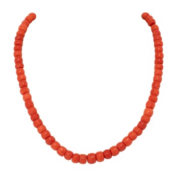 Korallenkette aus tonnenförmigen Korallen,