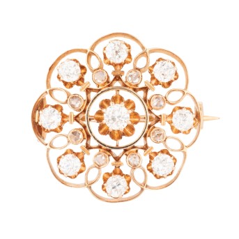 Historicism rosette brooch with beautiful diamonds