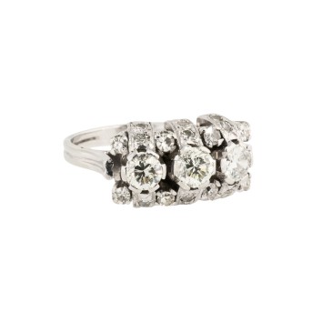 Ring mit Diamanten von zus. ca. 1 ct,