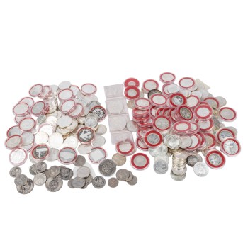 Collection of 245 coins with approx. 2896g fine silver,