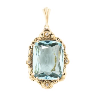 Anhänger mit schönem Aquamarin von ca. 11 ct