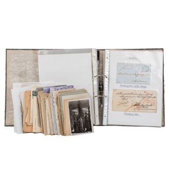 Extensive collection of document items, which consists of two parts: