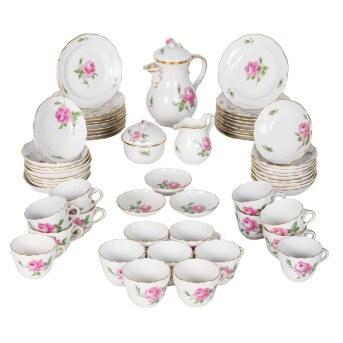 MEISSEN extensive mocha service 'Red Rose'