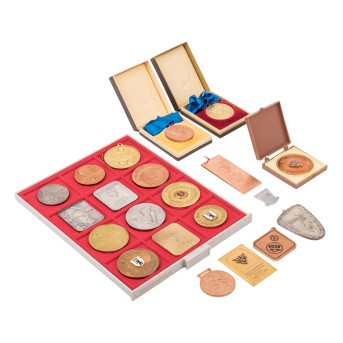 DDR - Schwimmnachlass Medaillen und Abzeichen,