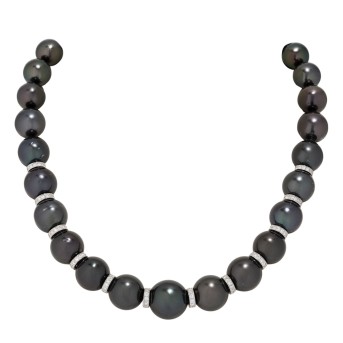 Necklace, 30 Tahitian pearls  