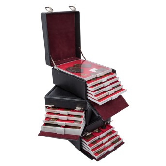 Swimming estate - Large collection of prize medals and plaques,