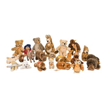 STEIFF 22-piece collection of cuddly toys,