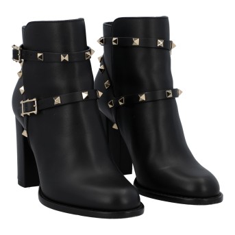 VALENTINO ankle boots 'ROCKSTUD', size 37.