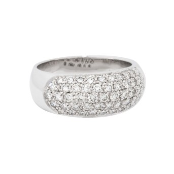 Ring mit 54 Brillanten,