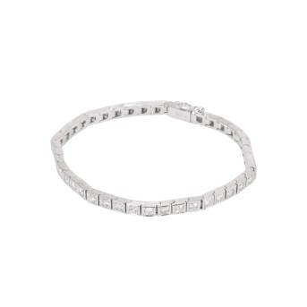Tennisband mit Brillanten von zus. ca. 3,22 ct,