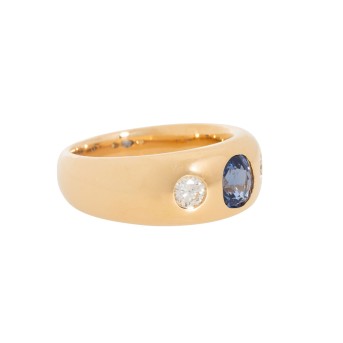 Ring mit Saphir 1,92 ct und 2 Diamanten