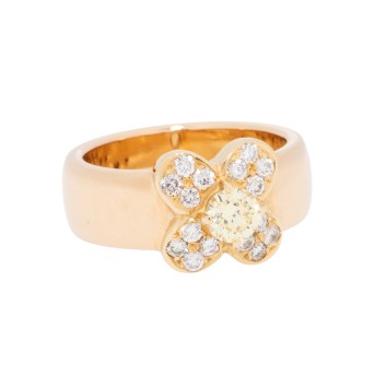 Ring mit gelbem Brillant von ca. 0,4 ct,