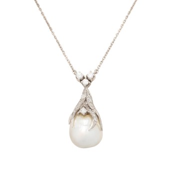 Collier mit Perltropfen und Diamanten zus. ca. 0,6 ct,