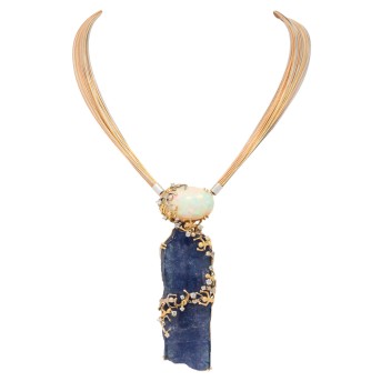 Erhabenes Collier mit Tansanit 117,13 und Opal 28,94 ct.