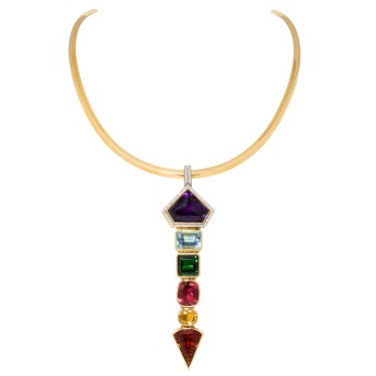 Collier mit 6 verschiedenen Farbsteinen und Schliffen, sowie Brillanten,