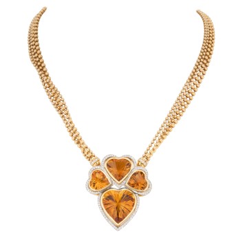 Collier mit 4 Citrin-Herzen zus. 37,40 ct. umrandet mit Brillanten zus. 0,98 ct.