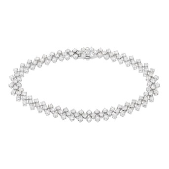 Tennisarmband mit 129 Brillanten von zus. 5,8 ct,