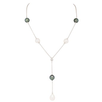 Y-Collier mit schwarzen und weißen Perlen