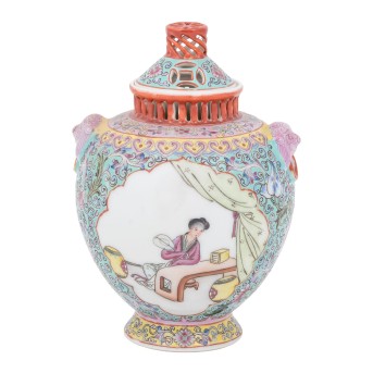 Famille rose-Deckelgefäß, CHINA, 20. Jh.