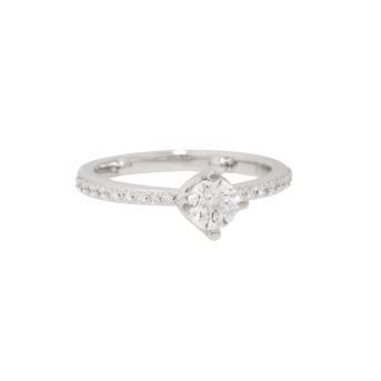 Solitärring mit Brillant 0,51 ct, FW (F-G)/VS1 (grav.),