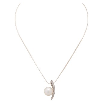 Collier mit Anhänger,