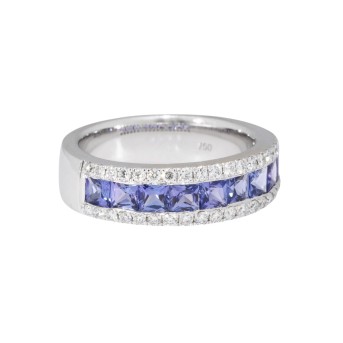 Ring mit 9 Tansaniten von zus. 1,40 ct