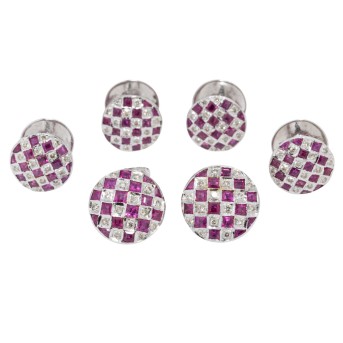 Manschetten- Knopfset 6-teilig mit Rubinen ca. 7,0 ct, und Brillanten ca. 4,10 ct.