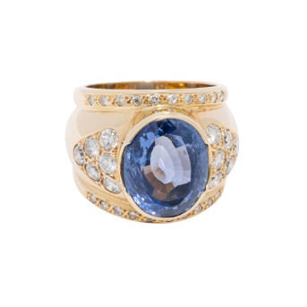 Ring mit feinem Ceylon Saphir ca. 9,5 ct. (no heat) und 32 Brillanten