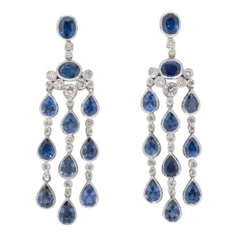 Extravagante Ohrhänger mit Saphir-Tropfen zus. 16,65 ct. und Brillanten zus. 23,92 ct,