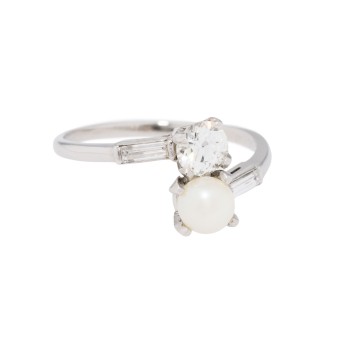 Ring mit Altschliffdiamant und Zuchtperle,