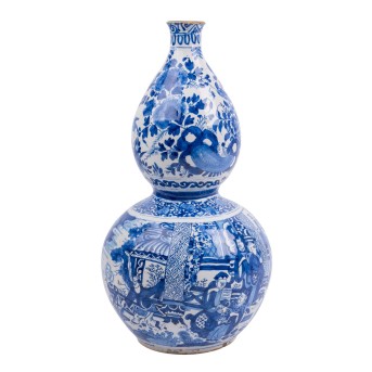 GROßE DOPPELBALUSTERVASE MIT CHINOISERIE-DEKOR