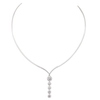 Collier mit 5 Brillanten von zus. ca. 2,23 ct,