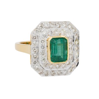 Dekorativer Ring mit Smaragd 2,00 ct., umrahmt mit  Brillanten zus. 0,80 ct.