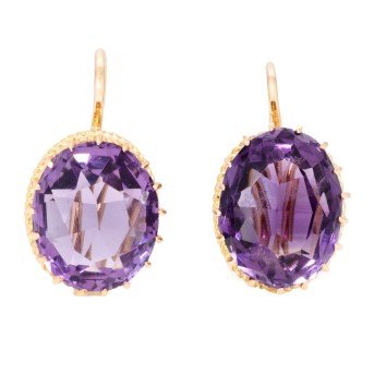 Paar Ohrhänger mit Amethysten,