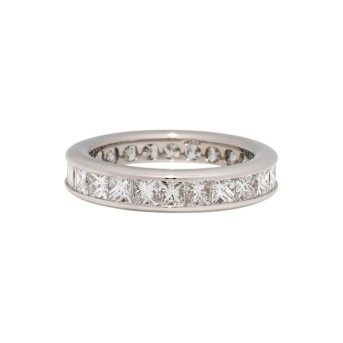 Memoirering mit 24 Diamanten im Prinzesschliff