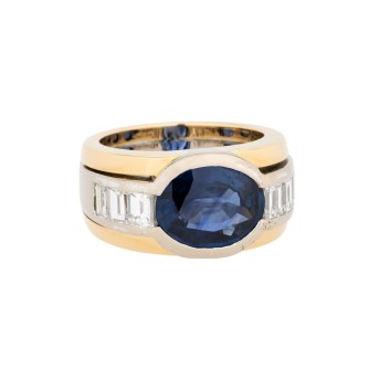 Ring mit Saphir ca. 4,31 ct und Diamanten