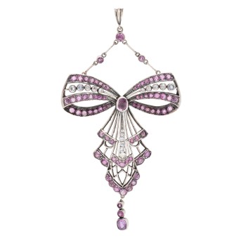 Jugendstil Anhänger mit rosa und farblosen Steinen,