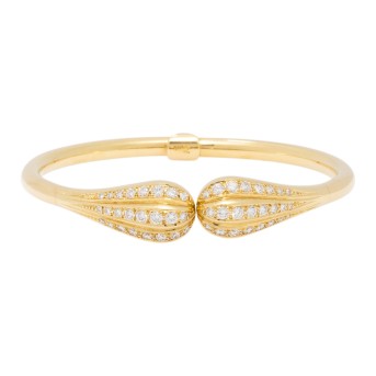 Armreif mit 48 Brillanten zus. ca. 2 ct,