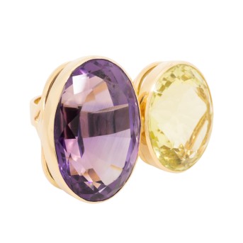 Ring mit Amethyst,