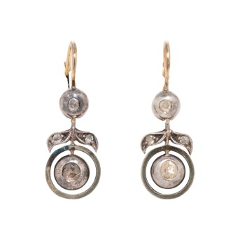Ohrhänger mit Diamanten zus. ca. 0,28 ct (grav.),